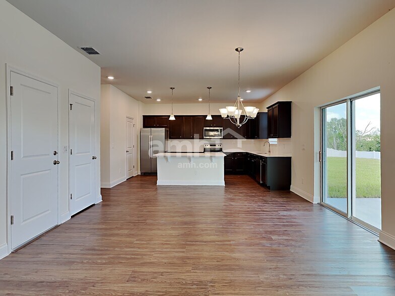 Building Photo - 918 Summer Stone Lp