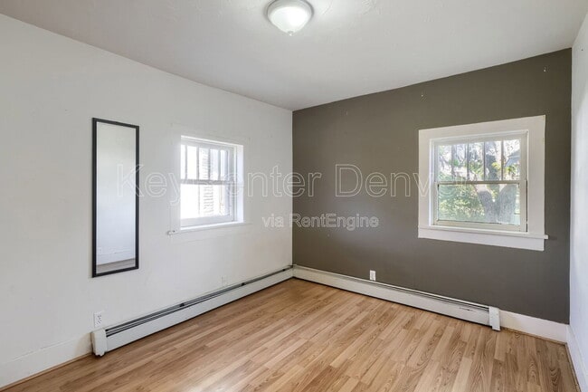 Building Photo - 13380 W 10th Ave