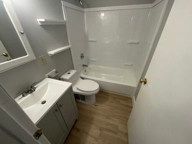 Building Photo - 46 Terrill St