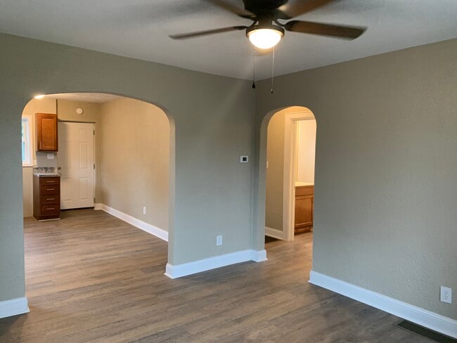 Building Photo - 4815 Ohio St