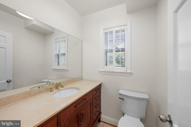 Building Photo - 2816 Ellicott St NW