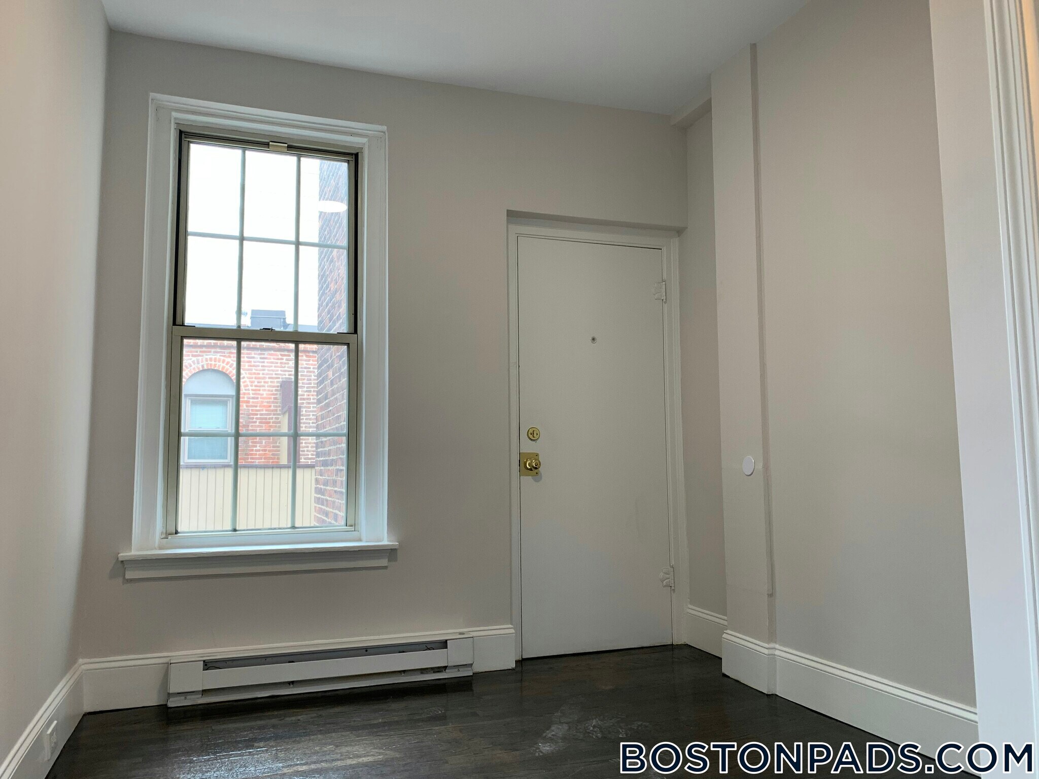 Building Photo - 32 Clearway St