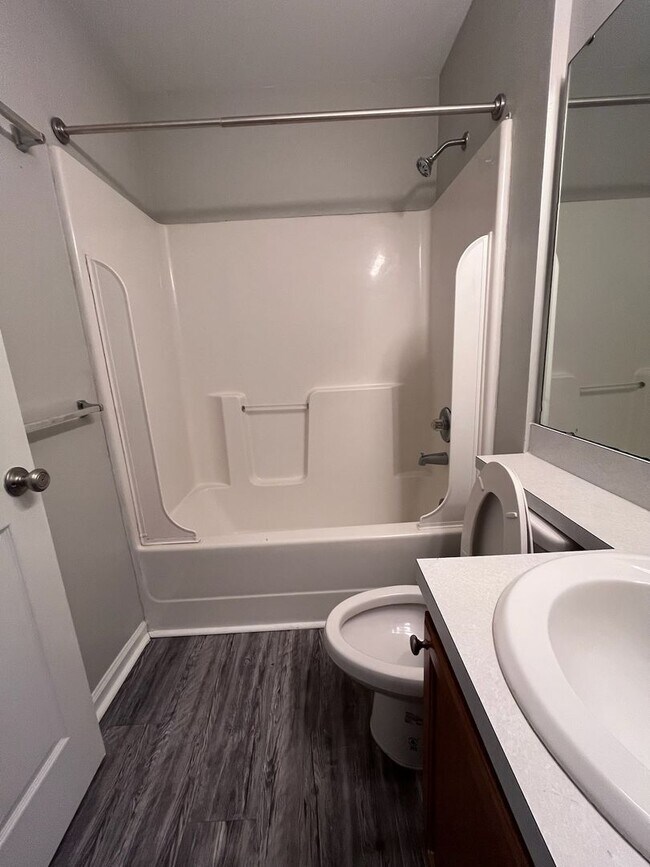 Building Photo - 1707 S Calhoun St