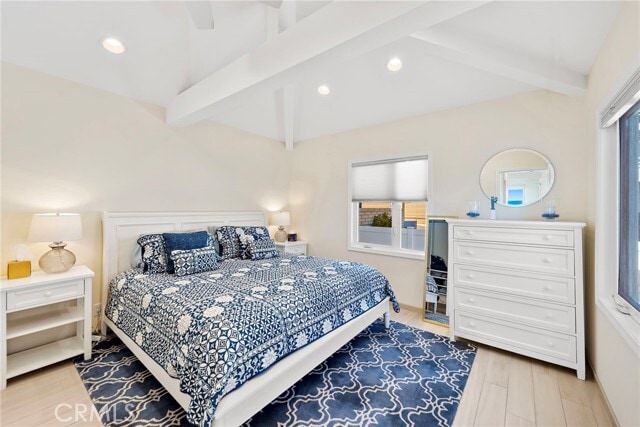 Building Photo - 1059 Gaviota Dr