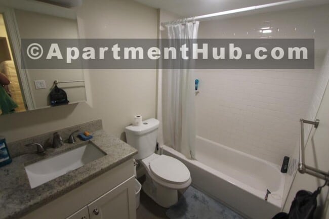Building Photo - 2.0 bedroom in Cambridge Massachusetts 02141