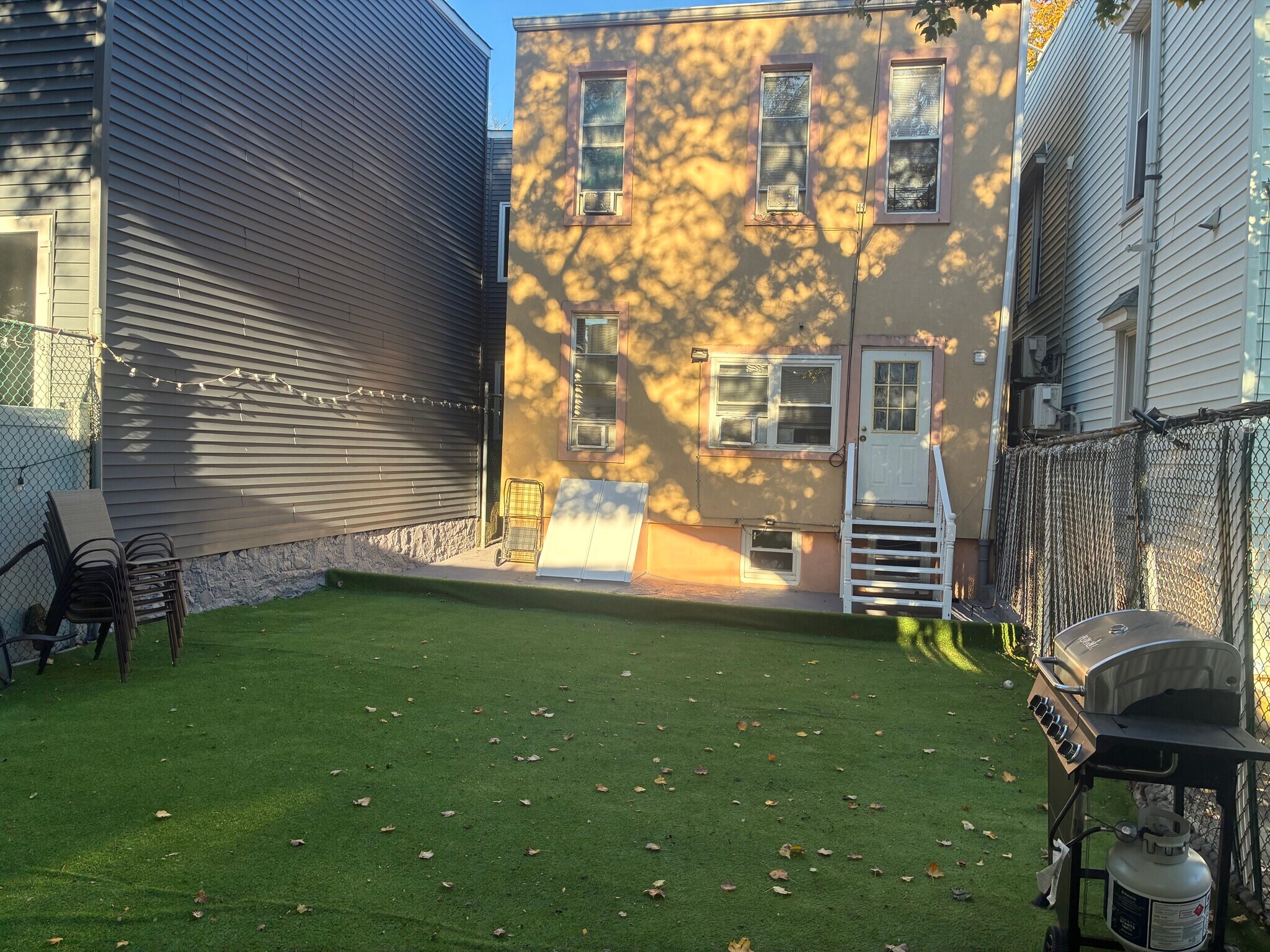 Building Photo - 1634 Summerfield St