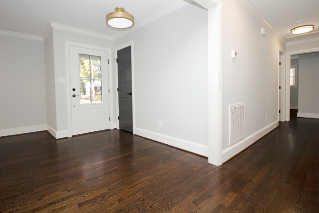 Building Photo - 5329 Seacroft Rd