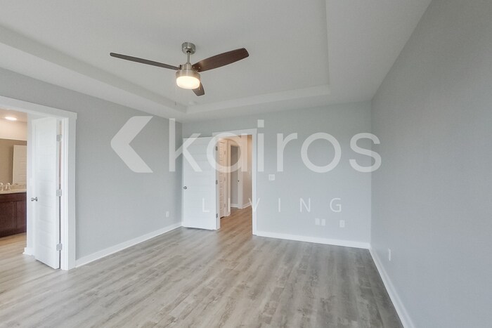 Building Photo - 6405 Upchurch Dr