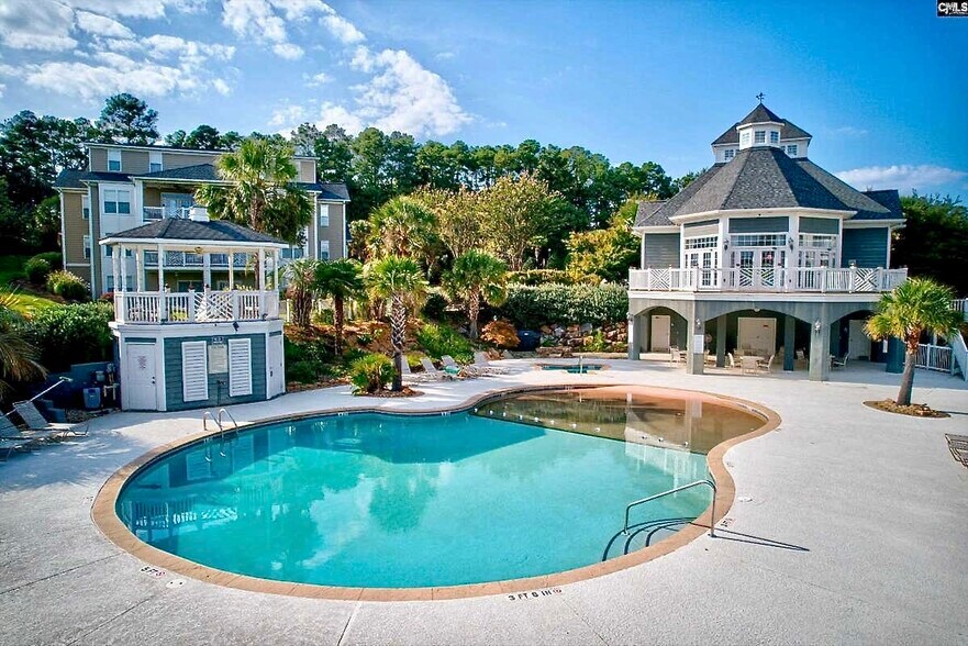 Building Photo - 149 Breezes Dr