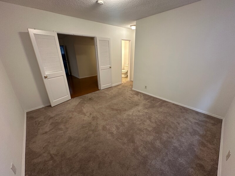 Building Photo - 1906 Pelham Ave