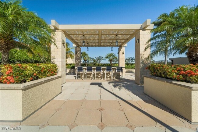 Building Photo - 9115 Strada Pl