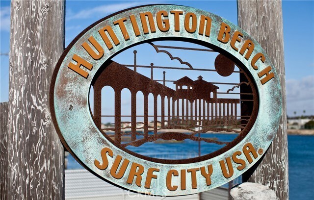 Building Photo - 914 Delaware St