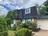 Building Photo - DECEMBER RENT FREE!