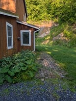 Building Photo - 1070 Boro Hill Rd