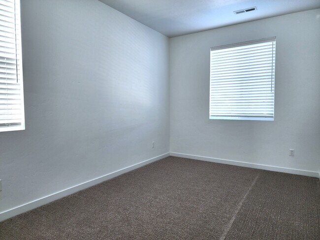 Building Photo - 350 N Lagrasse Ln