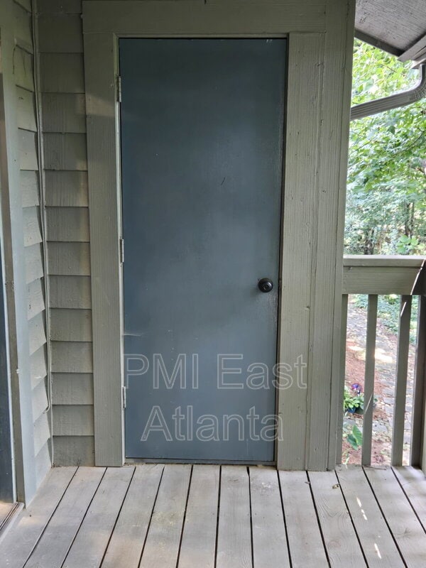 Building Photo - 512 Tuxworth Cir