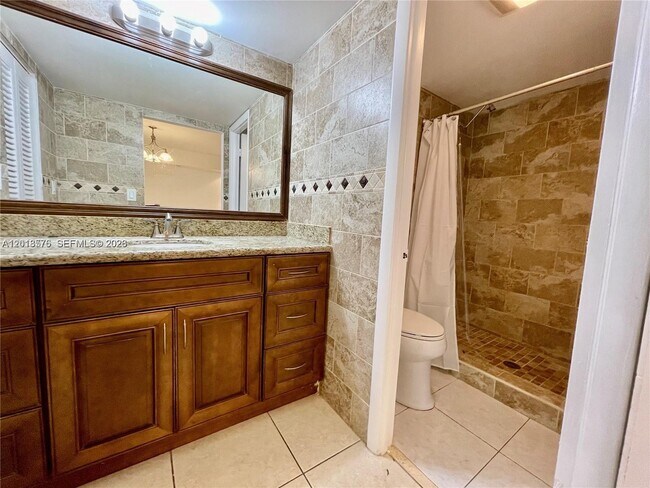 Building Photo - 20441 NE 30th Ave