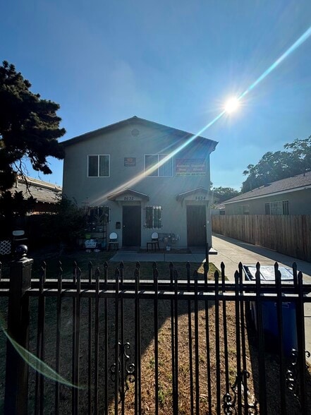 Primary Photo - 8634 Menlo Ave