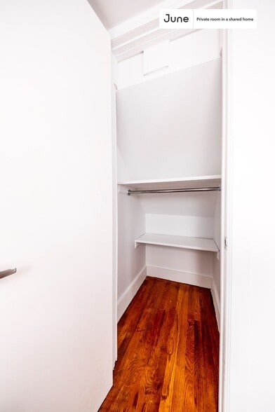 Building Photo - Room in Shared 3 bed/1 bath home in Bushwick