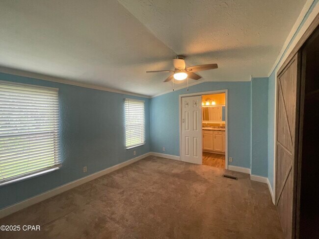 Building Photo - 2442 Stacy Dr
