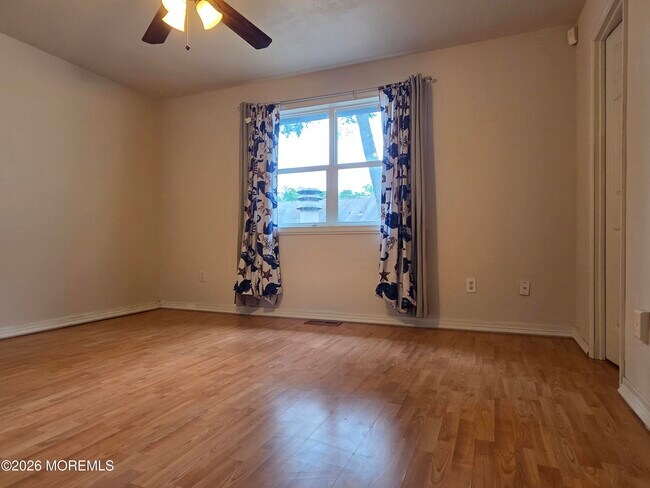 Building Photo - 2604 Dogwood Ct