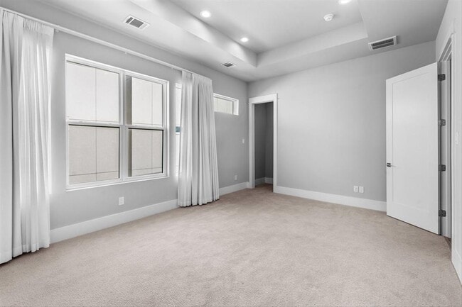 Building Photo - 1621 Wheeler Ave