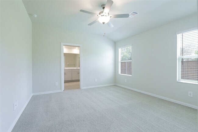 Building Photo - 3406 Pat Mayse Dr