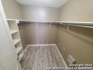 Building Photo - 5715 Allbrook