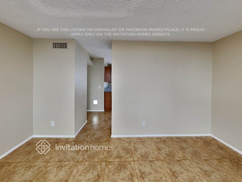 Building Photo - 4779 W Wahalla Ln