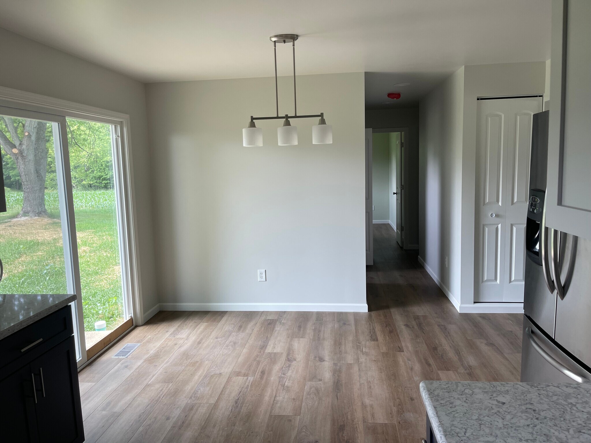 Eat-in area - 192 N 500 W