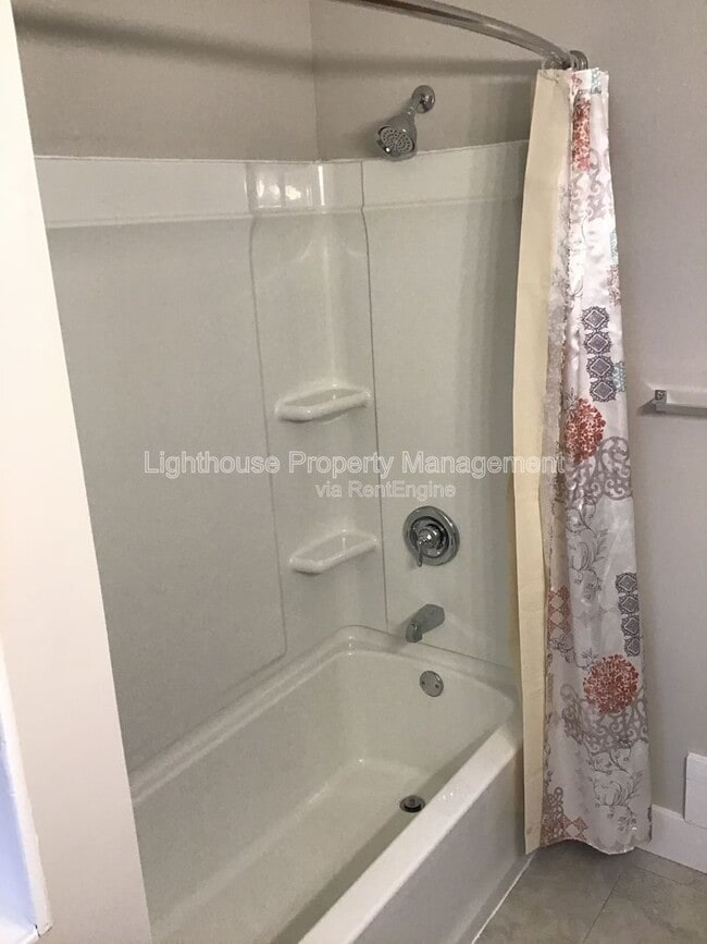 Building Photo - 449 24th St N