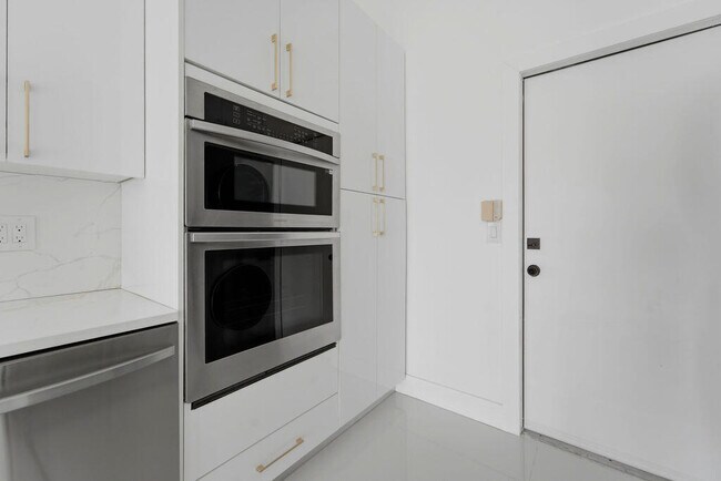 Building Photo - 8213 Quail Meadow Trce