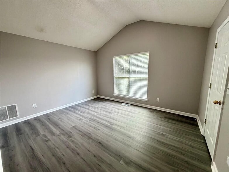 Building Photo - 3354 Waggoner Ln