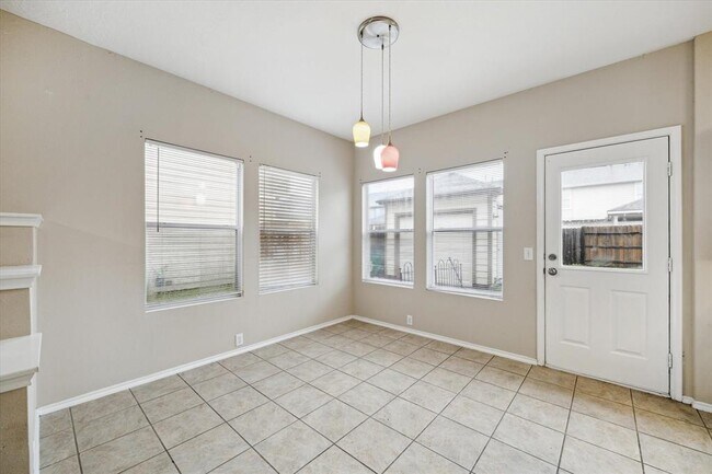 Building Photo - 18730 Sandelford Dr
