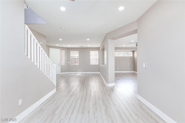 Building Photo - 6813 Baby Jade Ct