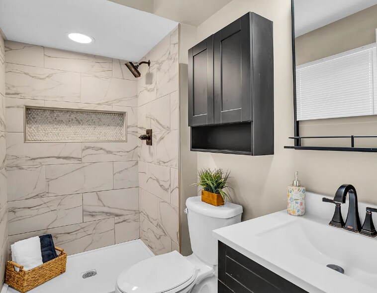 Building Photo - 3044 Jersey Ridge Rd