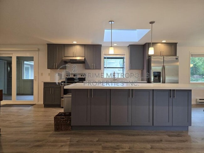 Building Photo - 12925 158th Ave SE