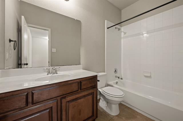 Building Photo - 4261 Comanche Dr