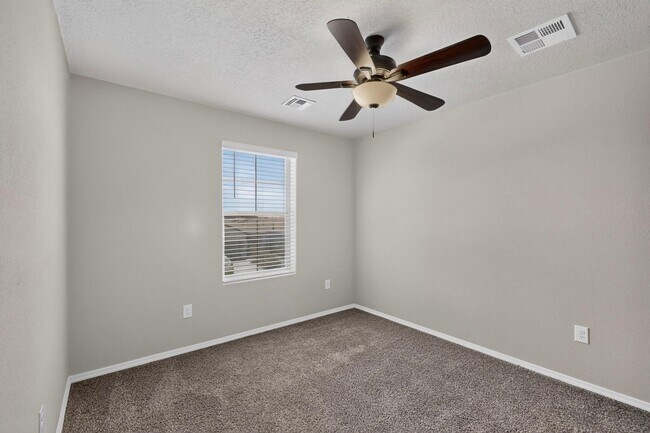 Building Photo - 4847 Mount Salas St NE