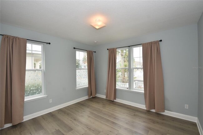 Building Photo - 28 Sandy Beach Way