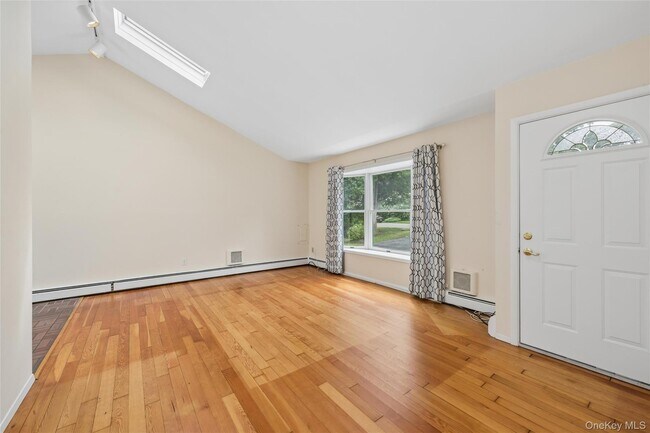 Building Photo - 59 Homewood Dr