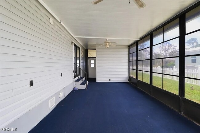 Building Photo - 5370 Country Field Cir