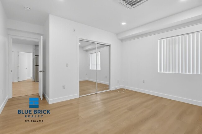 Building Photo - 5312 Corteen Pl