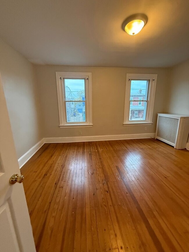 Building Photo - Lovely 3BR House Available for Rent