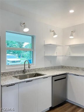 Building Photo - 2027 Maravilla Cir