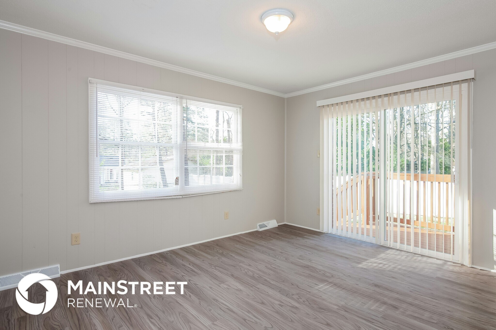 Building Photo - 8711 Farmwood Ct