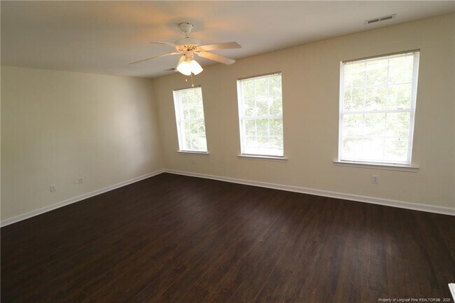 Building Photo - 2114 Frissell Ave