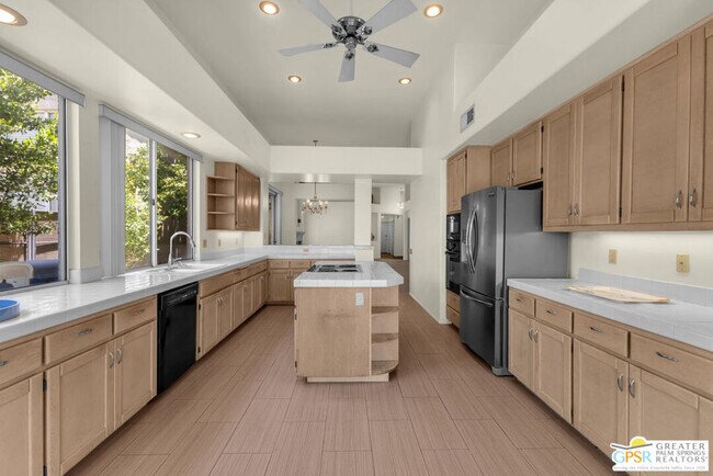 Building Photo - 29921 E Trancas Dr