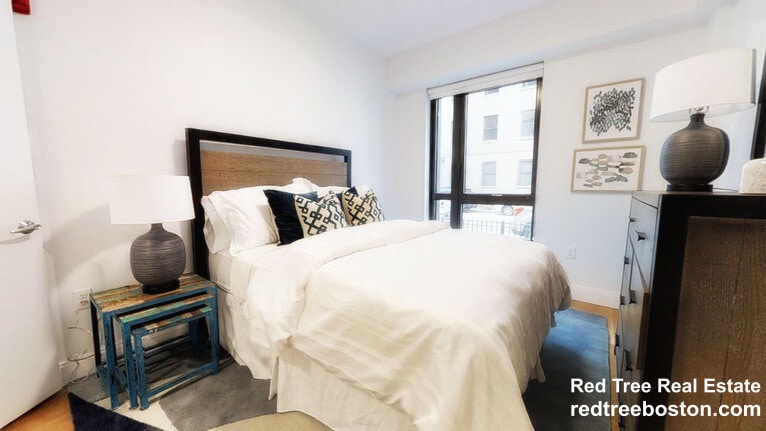 Building Photo - 150 Camden St