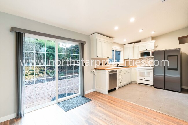 Building Photo - Wonderful Burlingame Remodel